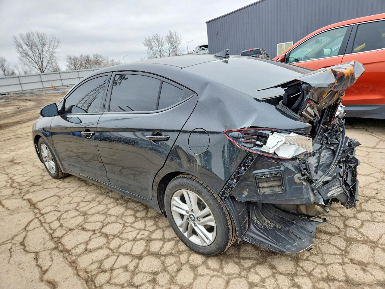 2020 HYUNDAI ELANTRA SEL photo 2