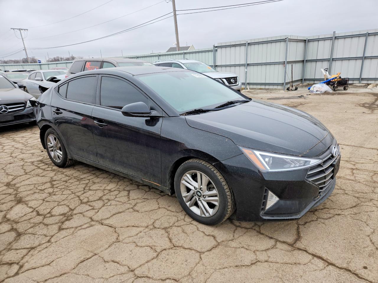 2020 HYUNDAI ELANTRA SEL photo 4