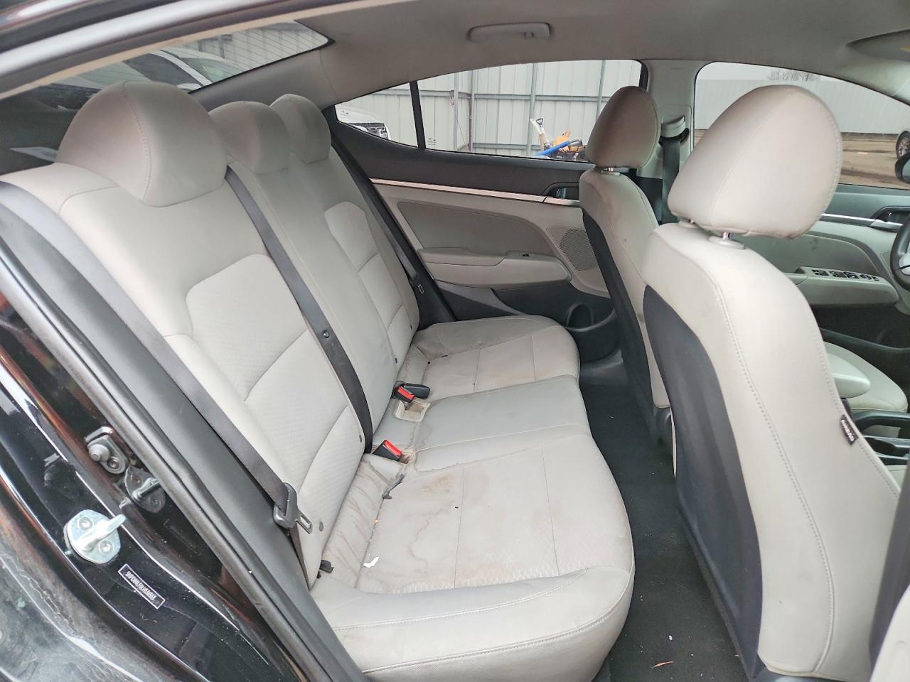 2020 HYUNDAI ELANTRA SEL photo 10