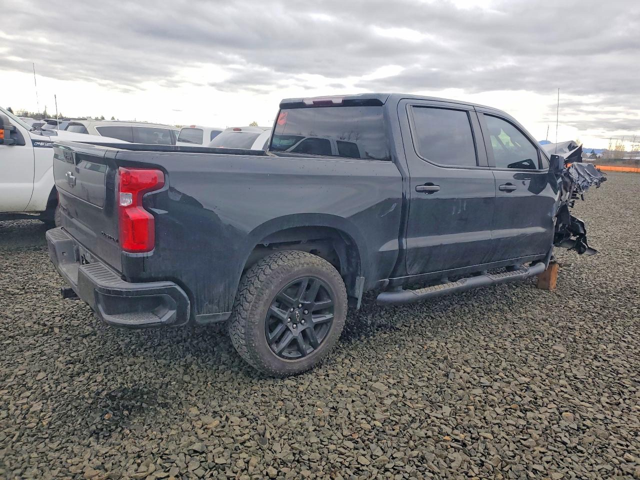 2021 CHEVROLET SILVERADO K1500 TRAIL BOSS CUSTOM photo 3