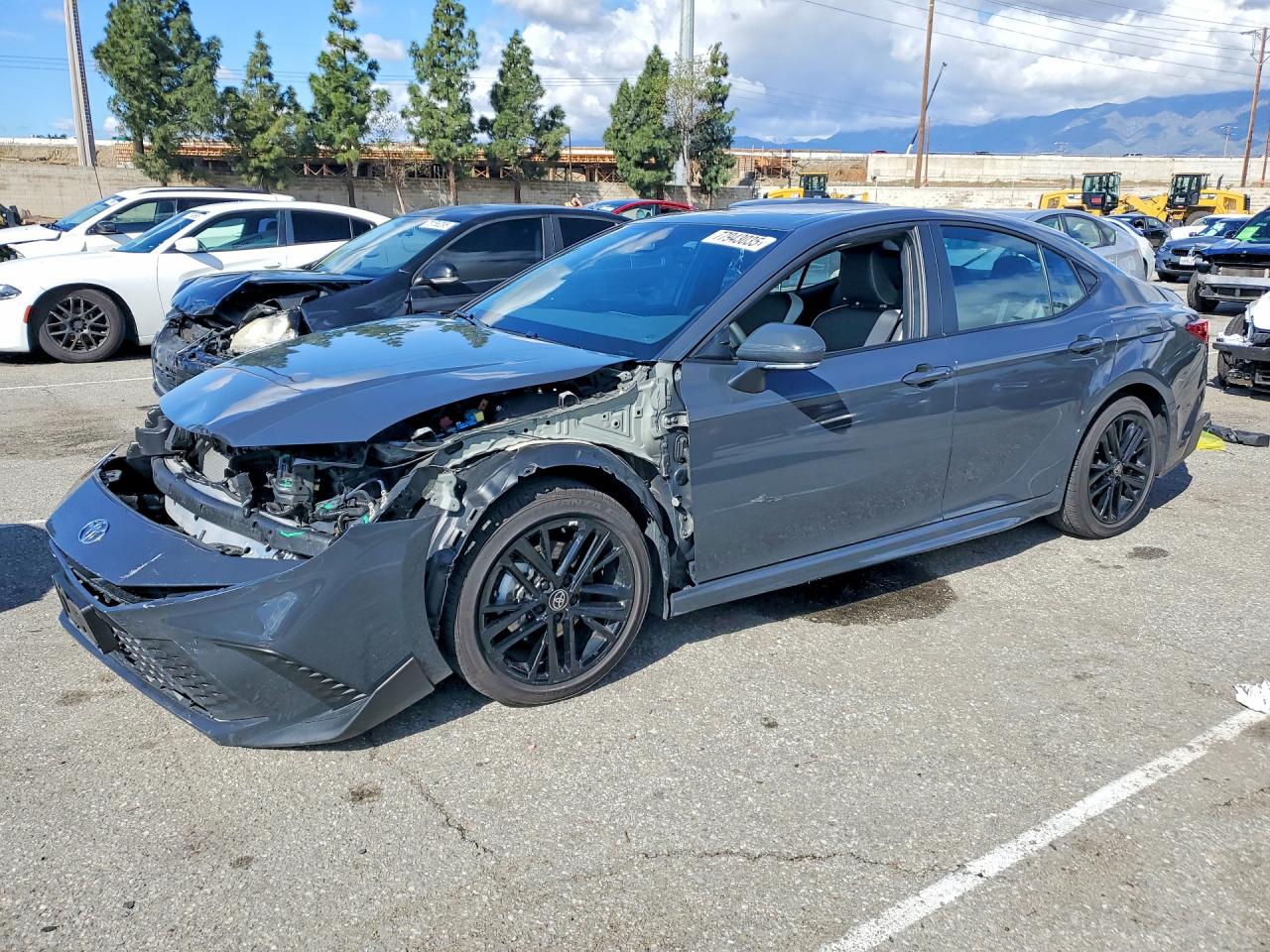 2025 TOYOTA CAMRY