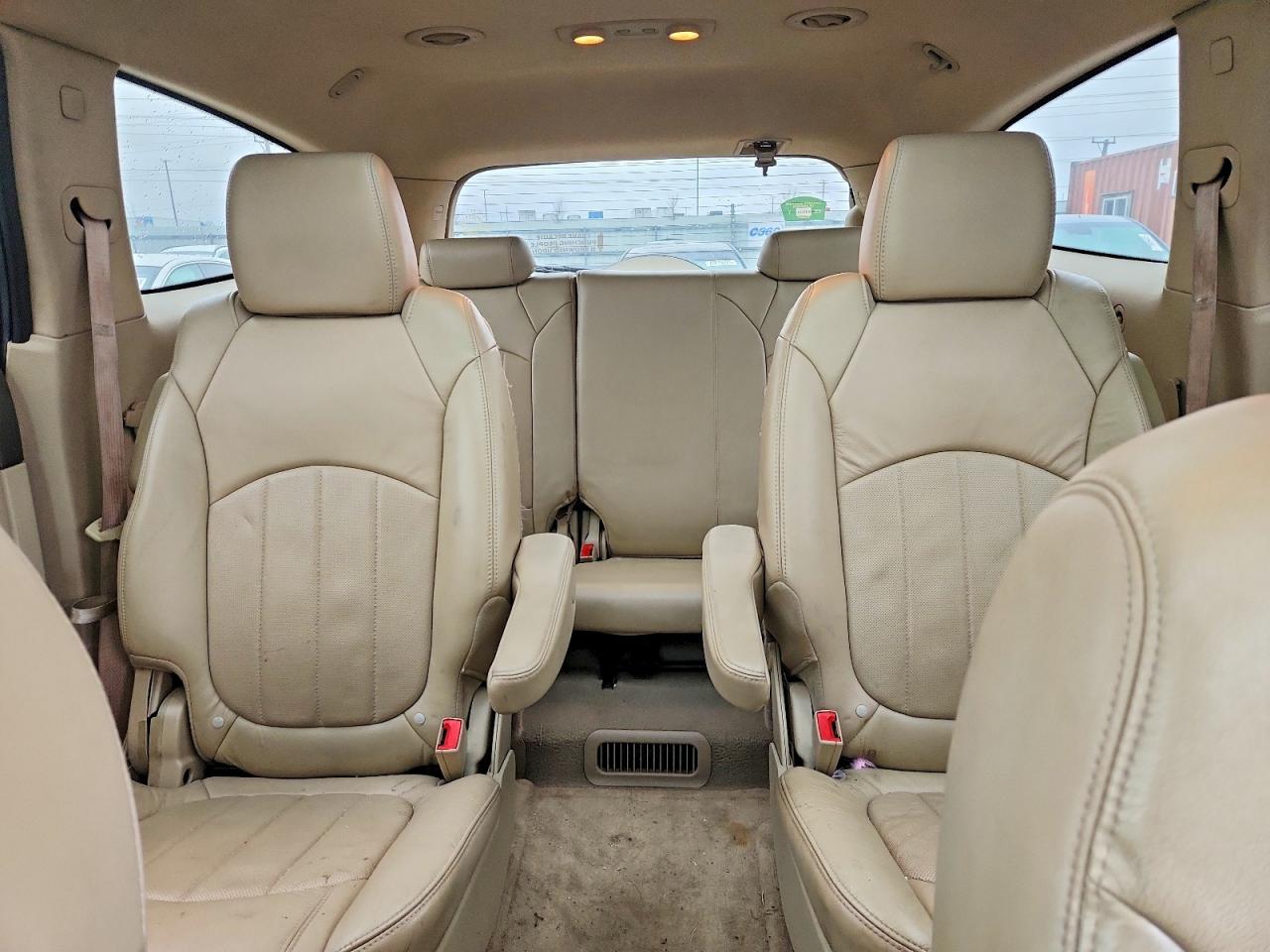 2011 BUICK ENCLAVE CXL photo 19
