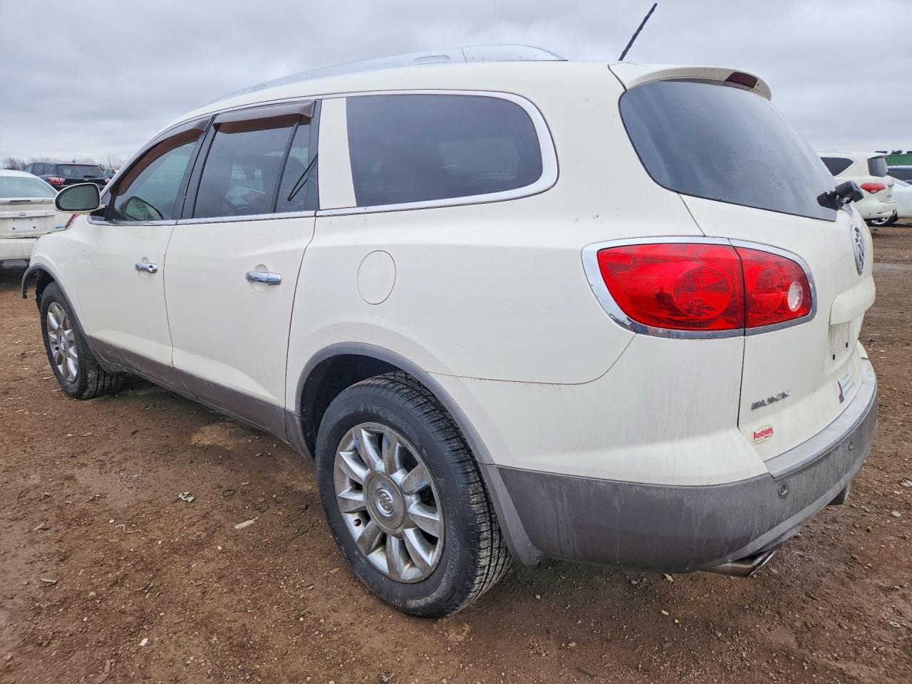 2011 BUICK ENCLAVE CXL photo 3
