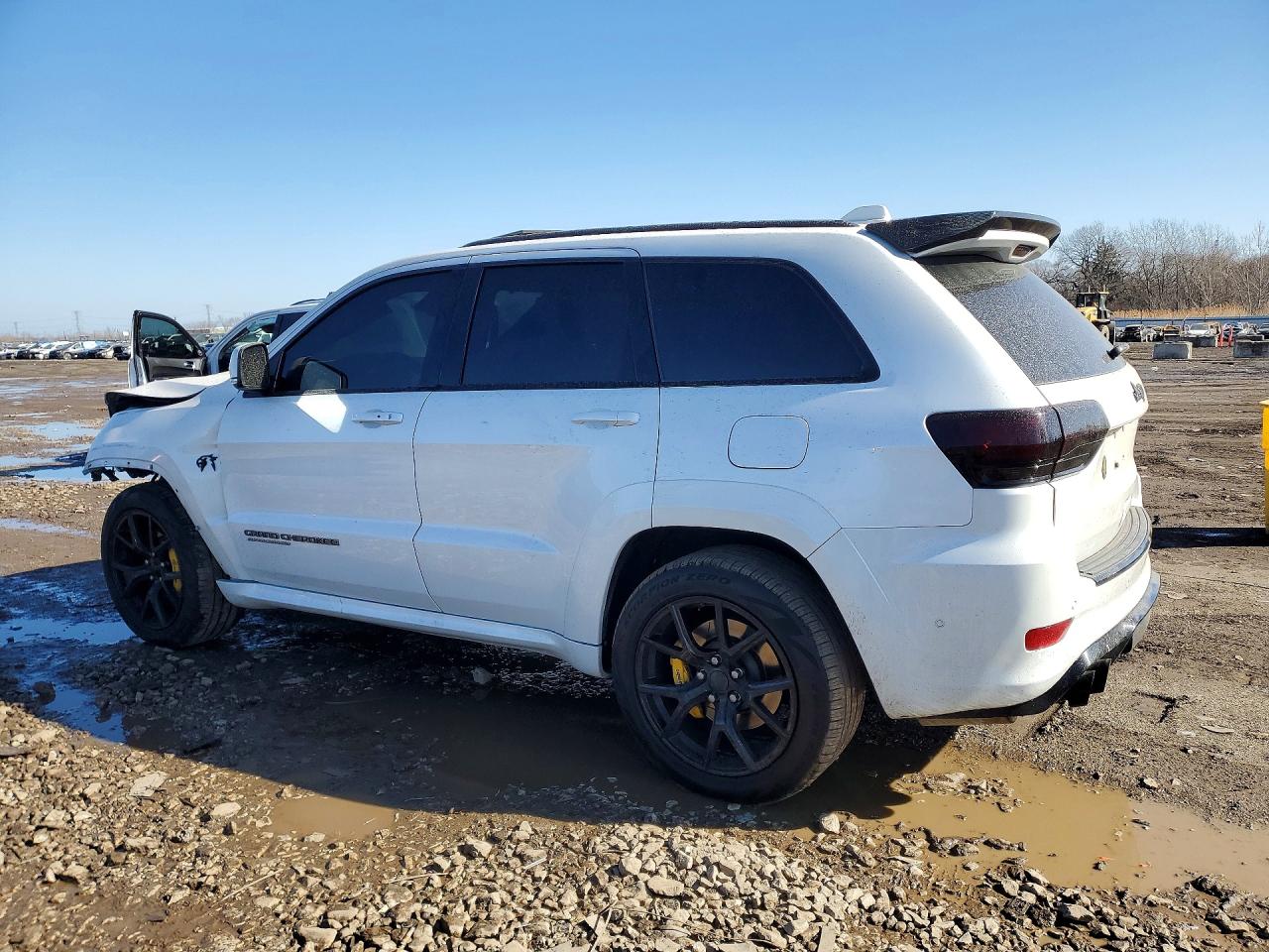 2018 JEEP GRAND CHEROKEE TRACKHAWK photo 2