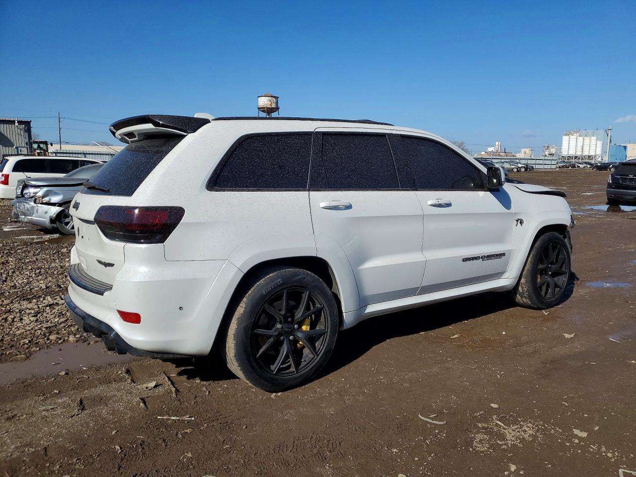 2018 JEEP GRAND CHEROKEE TRACKHAWK photo 3