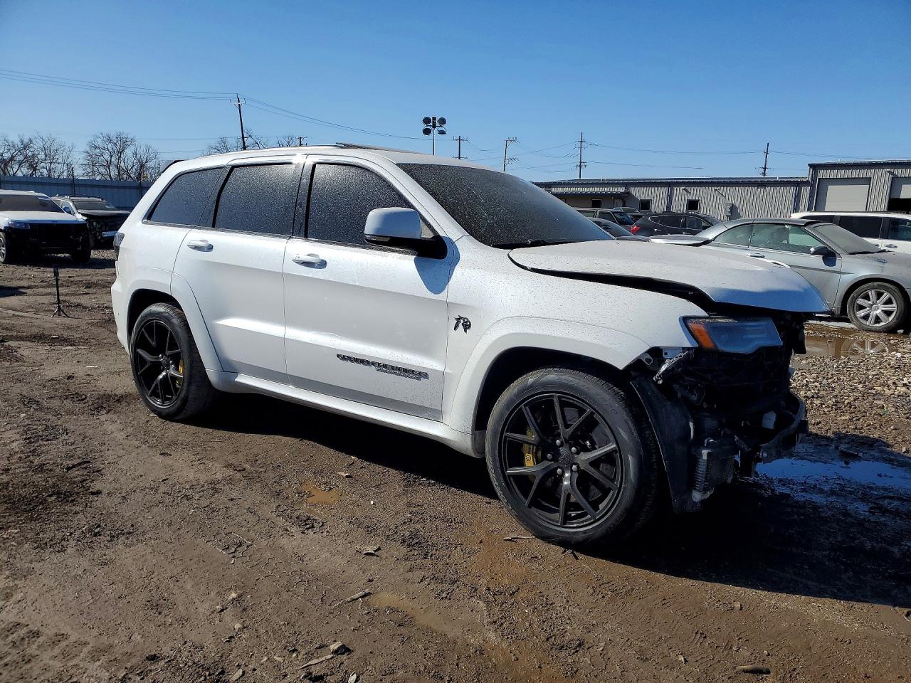 2018 JEEP GRAND CHEROKEE TRACKHAWK photo 4