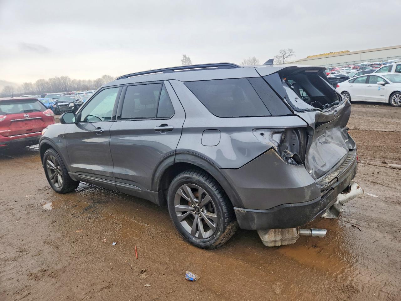 2021 FORD EXPLORER XLT photo 2