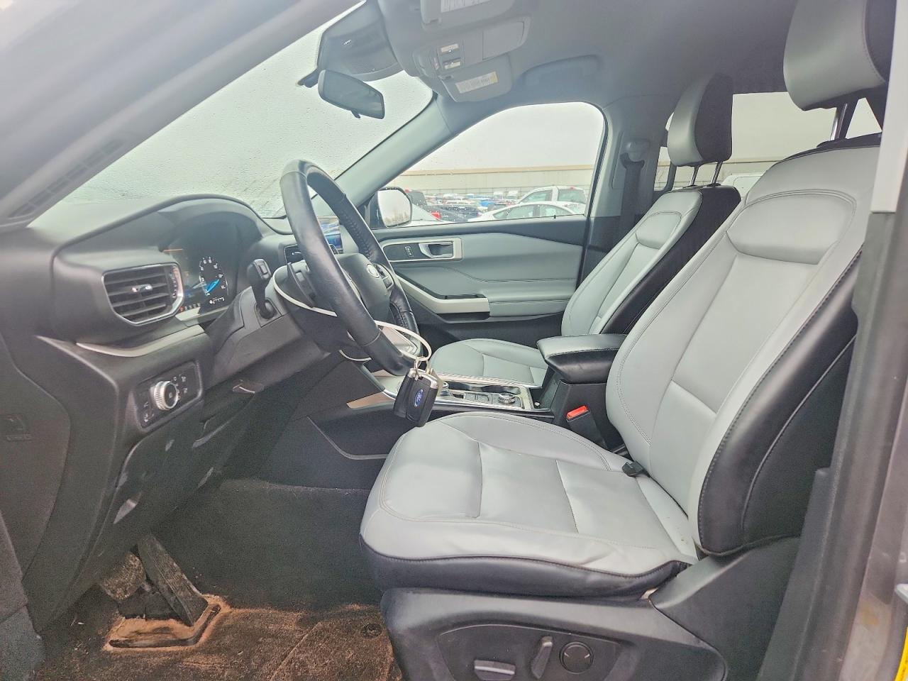 2021 FORD EXPLORER XLT photo 7