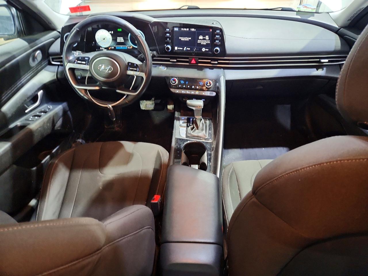 2022 HYUNDAI ELANTRA SEL photo 15