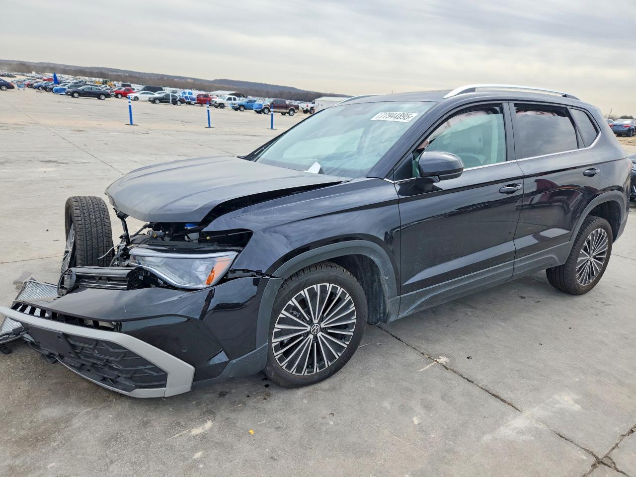 2025 VOLKSWAGEN TAOS
