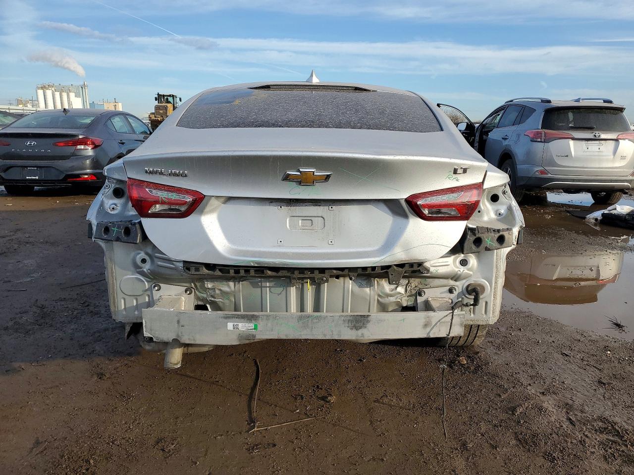 2022 CHEVROLET MALIBU LT photo 6