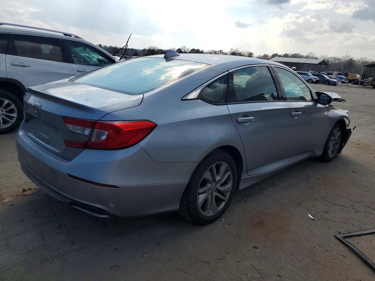 2020 HONDA ACCORD LX photo 3