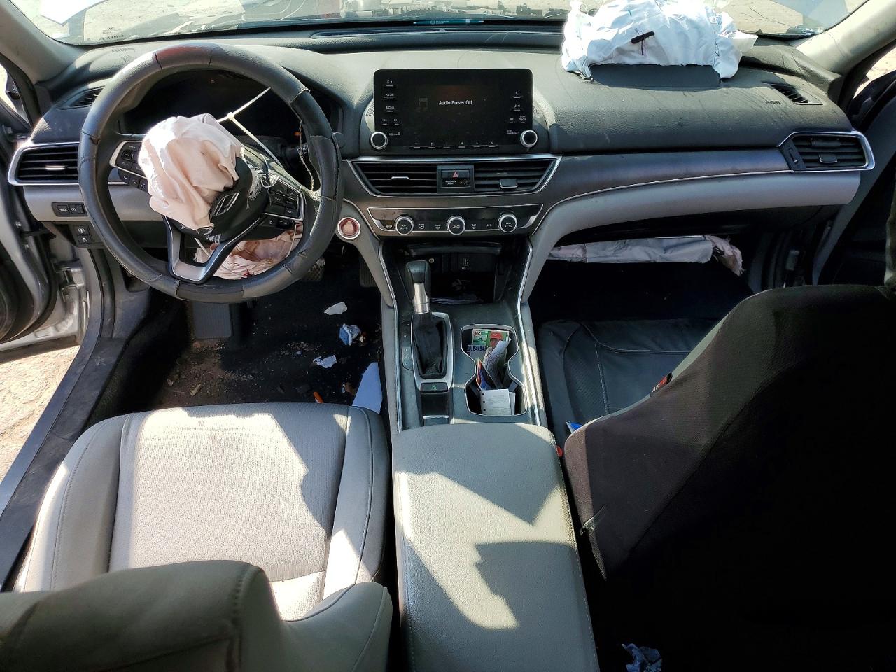 2020 HONDA ACCORD LX photo 8