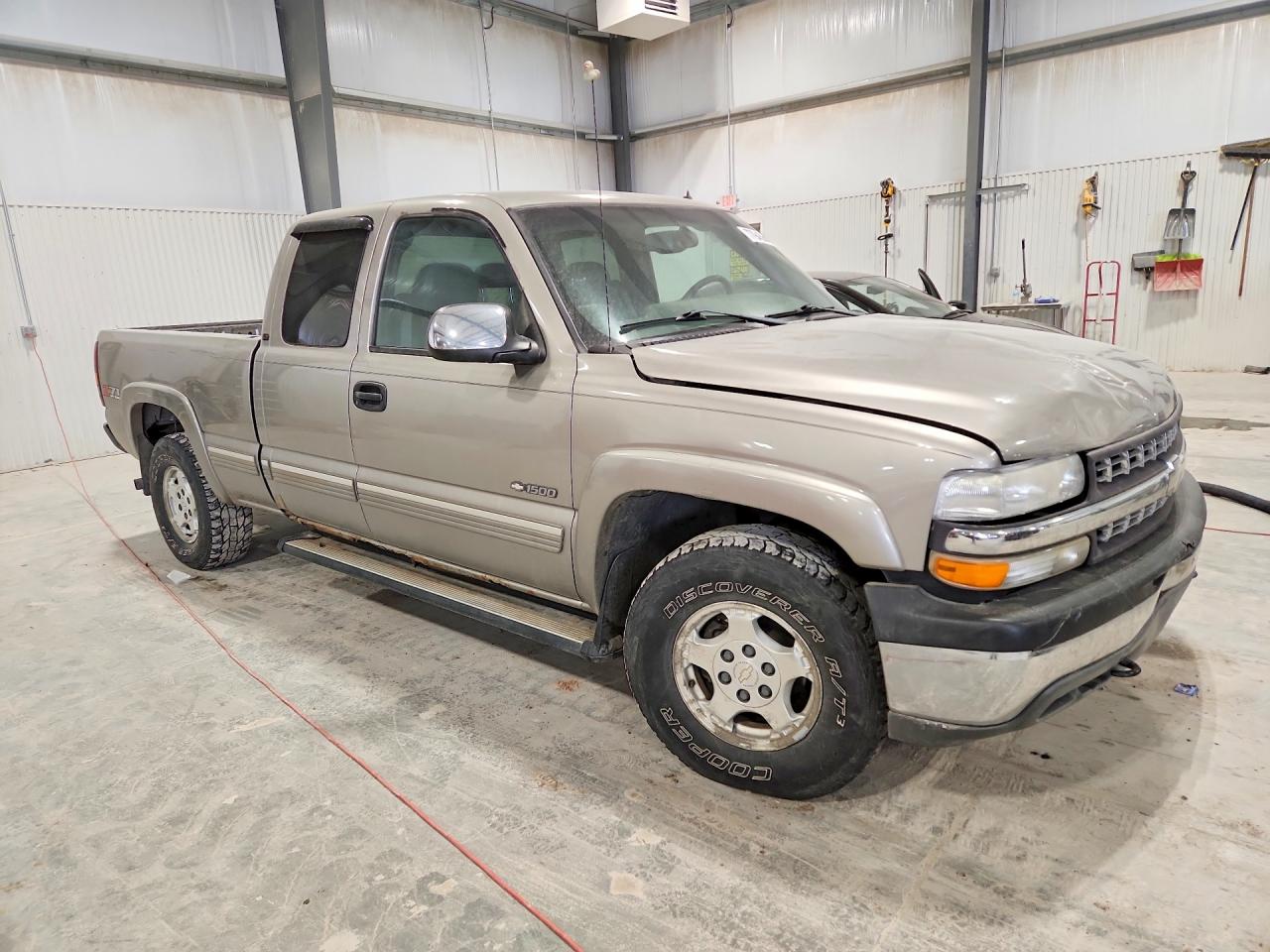 2002 CHEVROLET SILVERADO K1500 photo 4