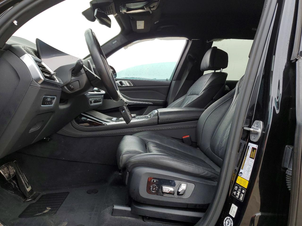 2023 BMW X7 XDRIVE40I photo 7