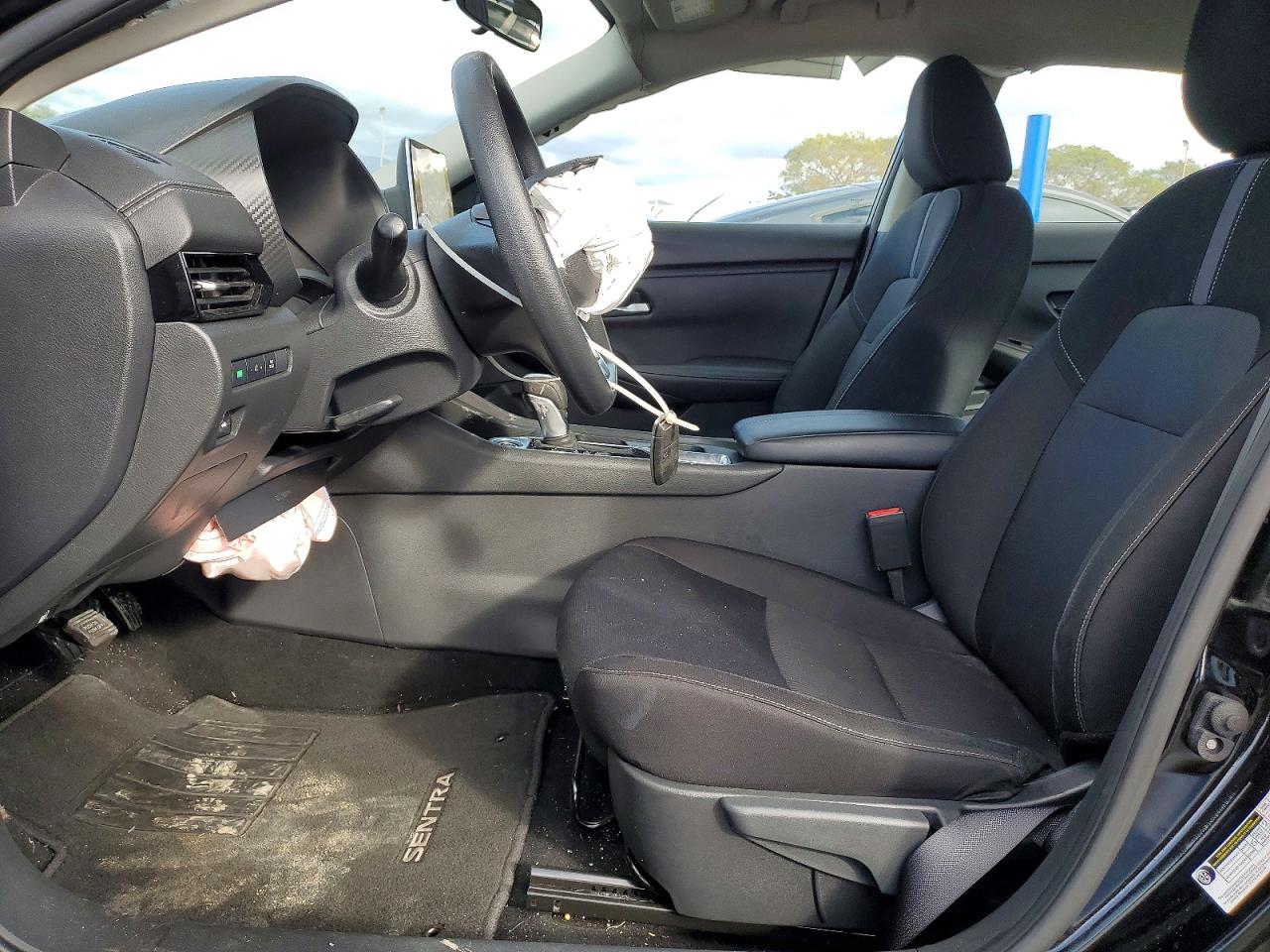 2025 NISSAN SENTRA SV photo 19