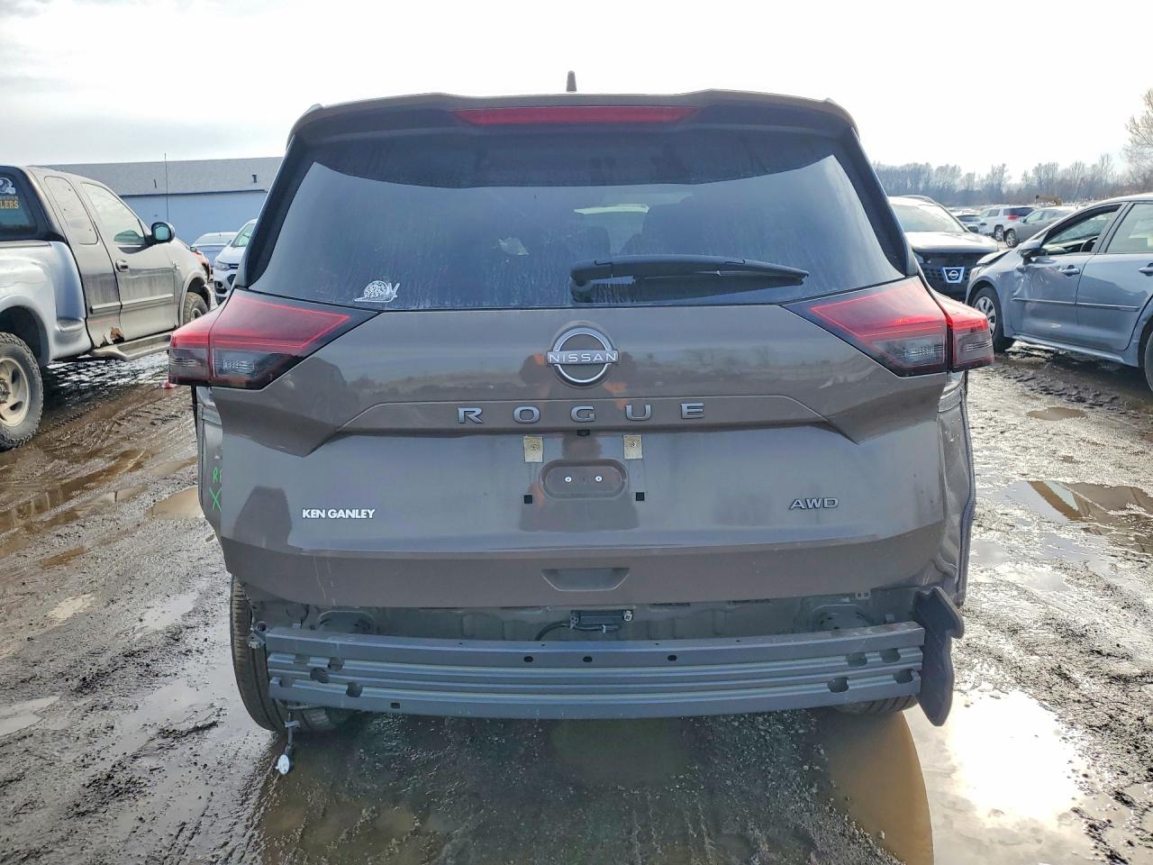 2025 NISSAN ROGUE SV photo 6