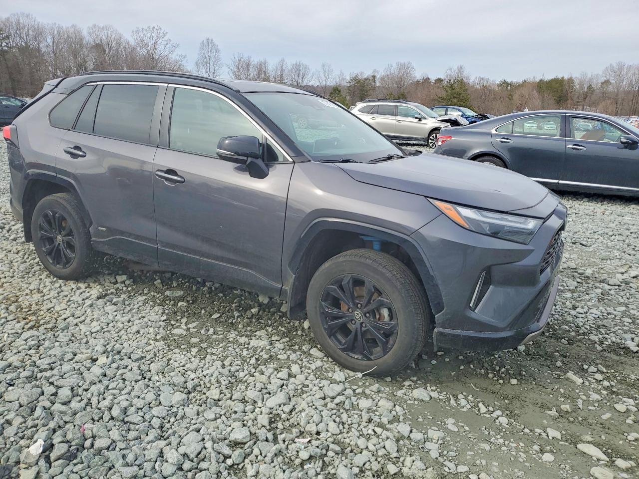 2022 TOYOTA RAV4 XSE photo 7