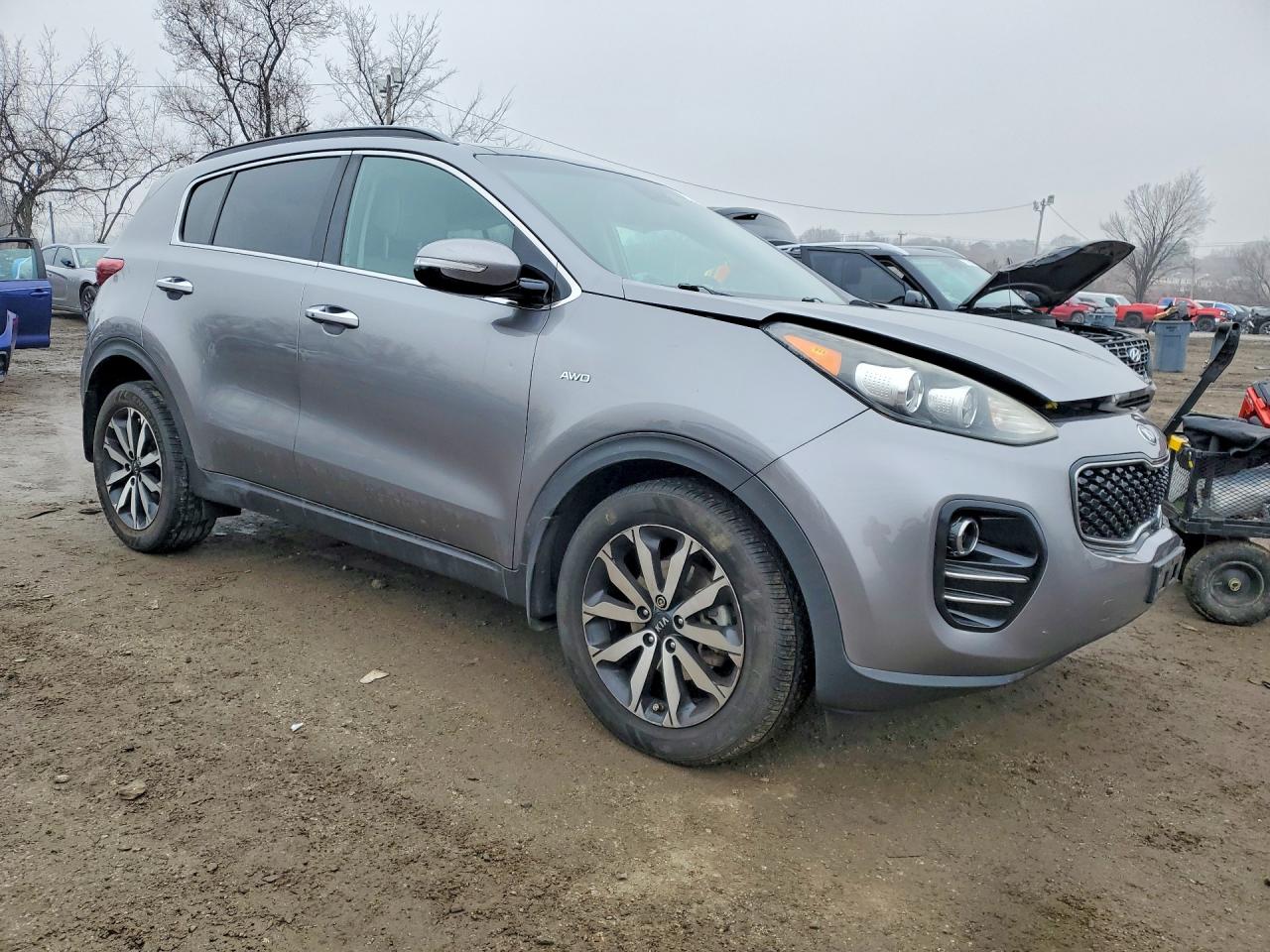 2018 KIA SPORTAGE EX photo 4
