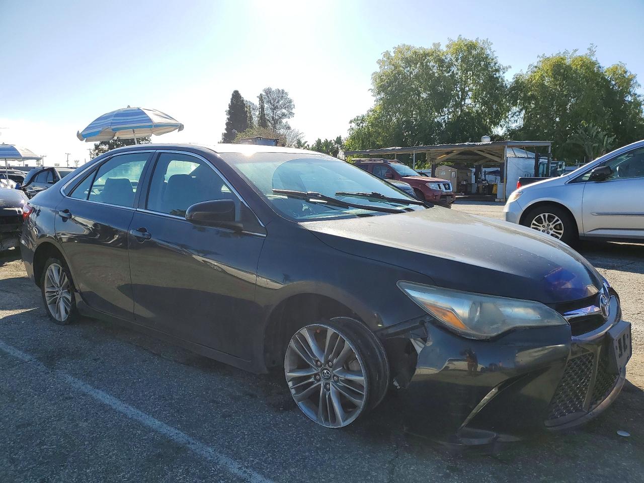 2016 TOYOTA CAMRY LE photo 10