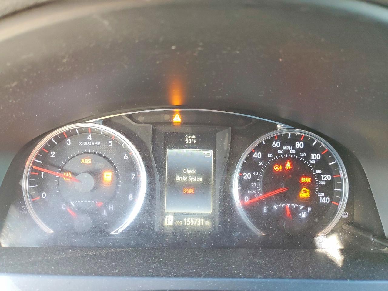 2016 TOYOTA CAMRY LE photo 25