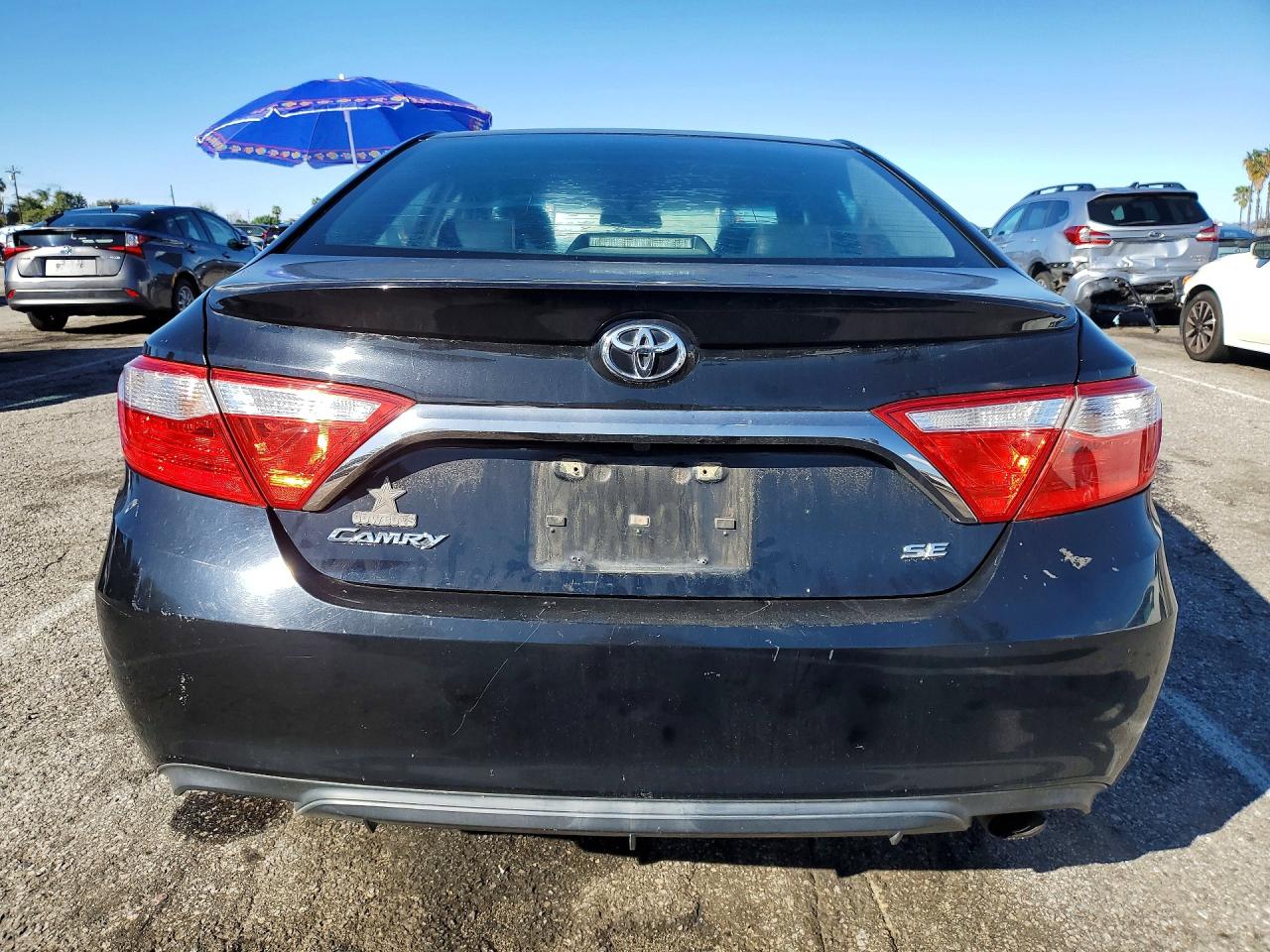 2016 TOYOTA CAMRY LE photo 16