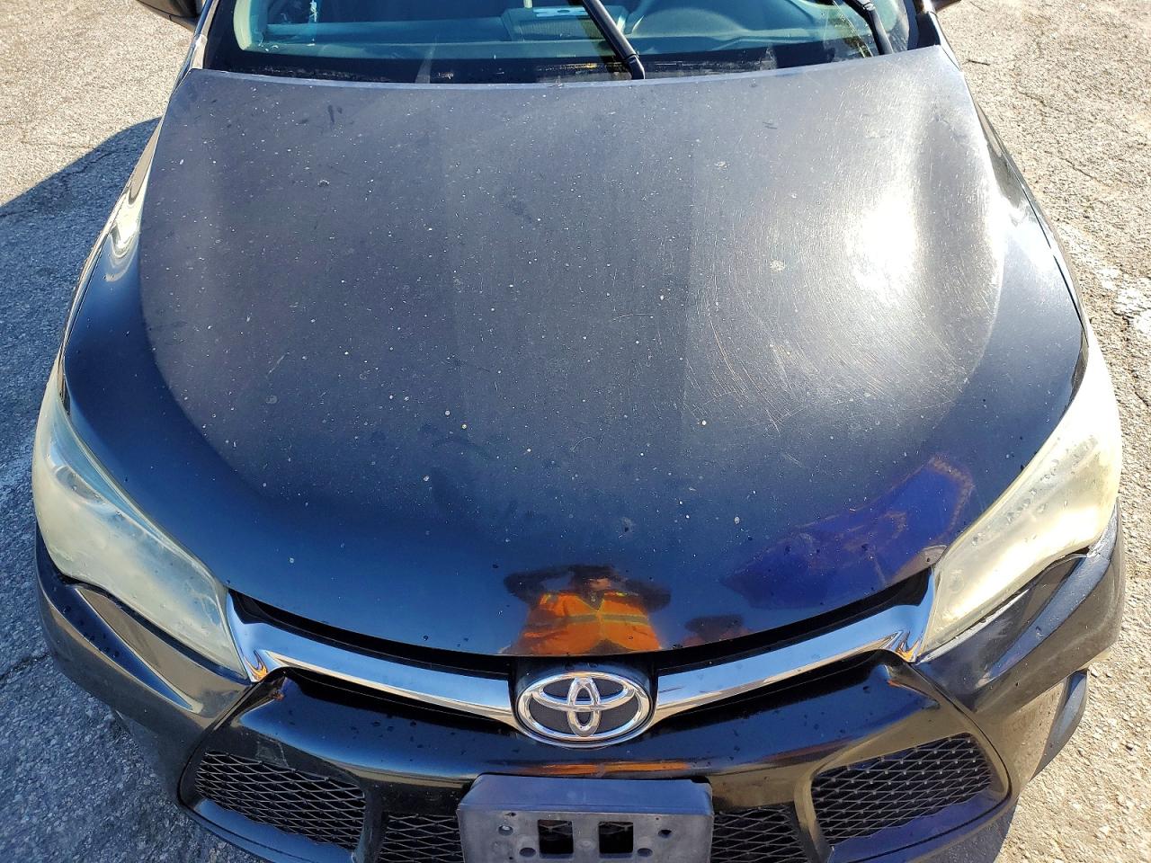 2016 TOYOTA CAMRY LE photo 31