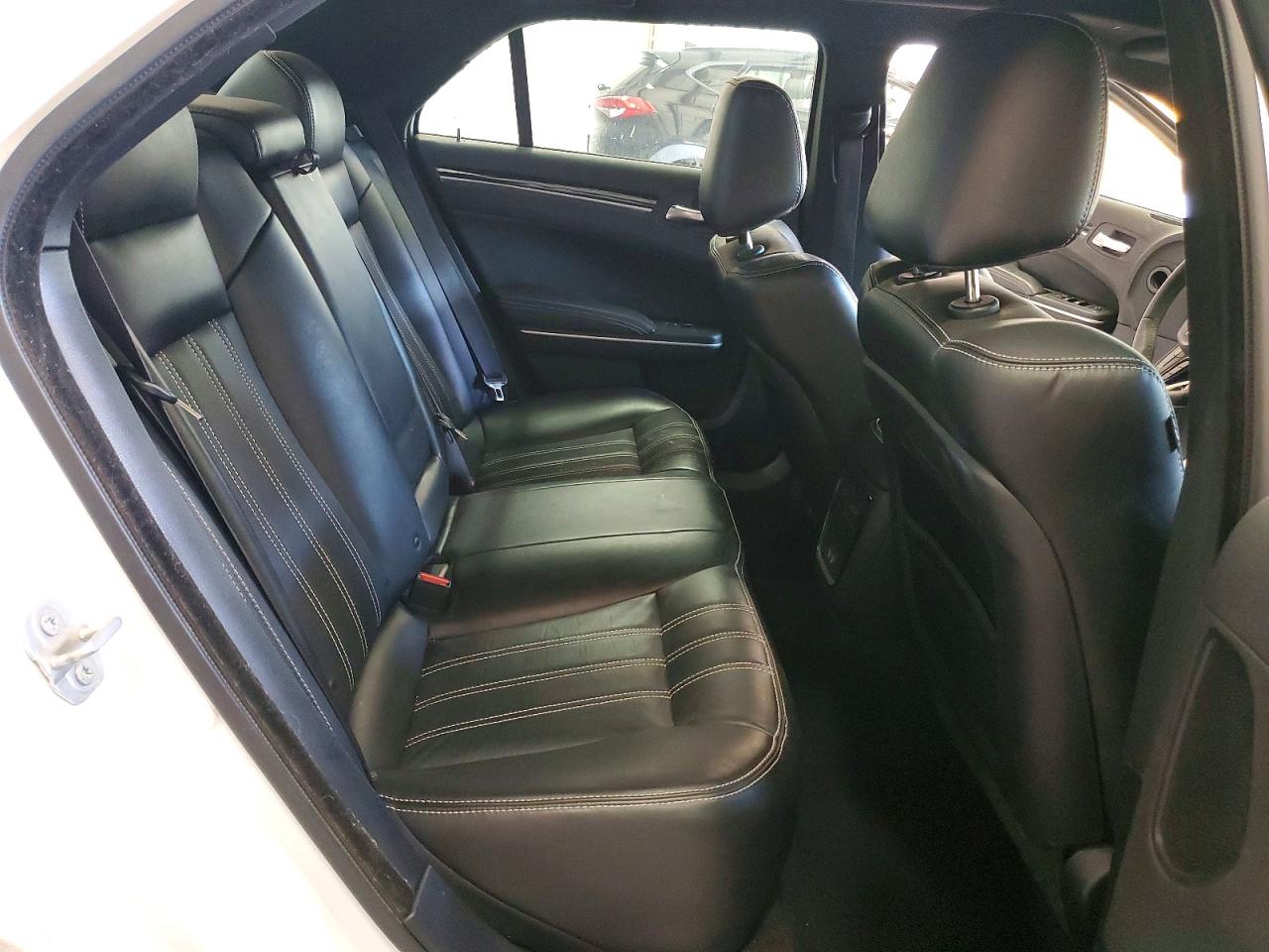 2023 CHRYSLER 300 S photo 19