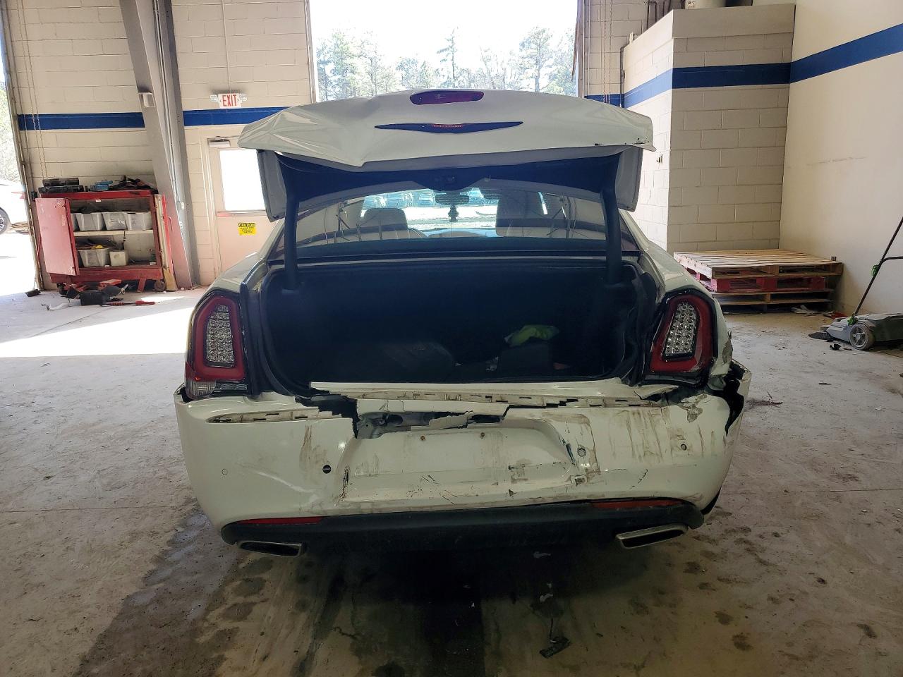 2023 CHRYSLER 300 S photo 11