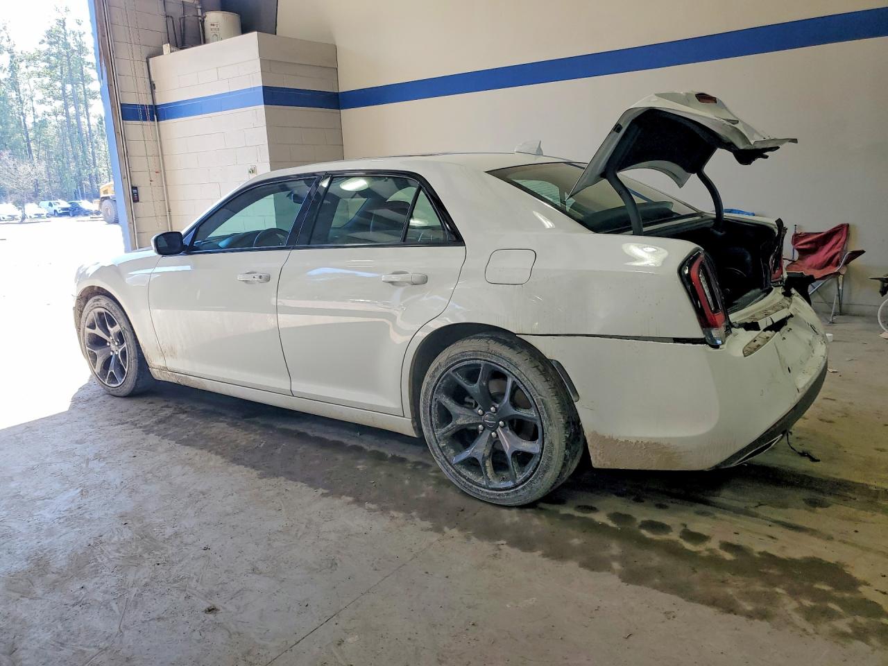 2023 CHRYSLER 300 S photo 3