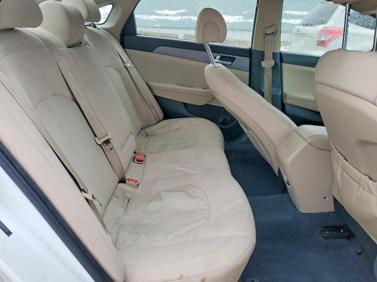 2015 HYUNDAI SONATA SE photo 10