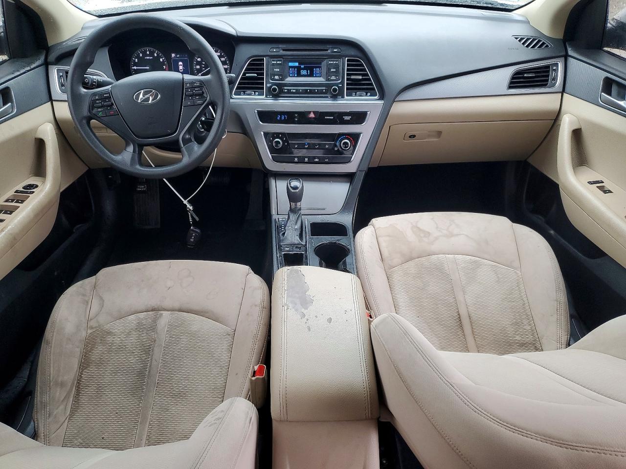 2015 HYUNDAI SONATA SE photo 8