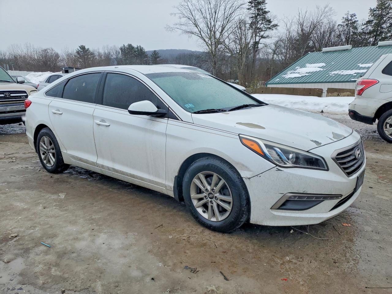 2015 HYUNDAI SONATA SE photo 4