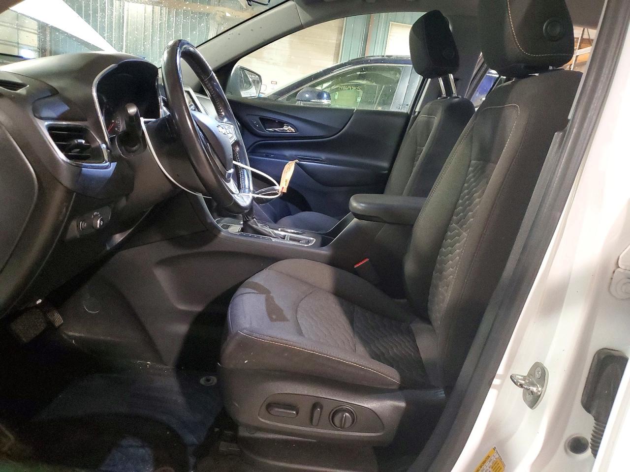 2019 CHEVROLET EQUINOX LT photo 13