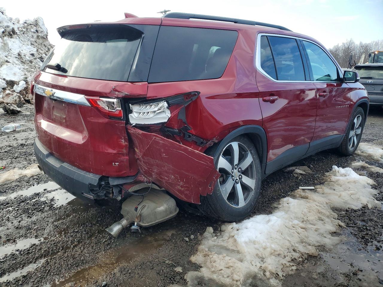 2019 CHEVROLET TRAVERSE photo 3