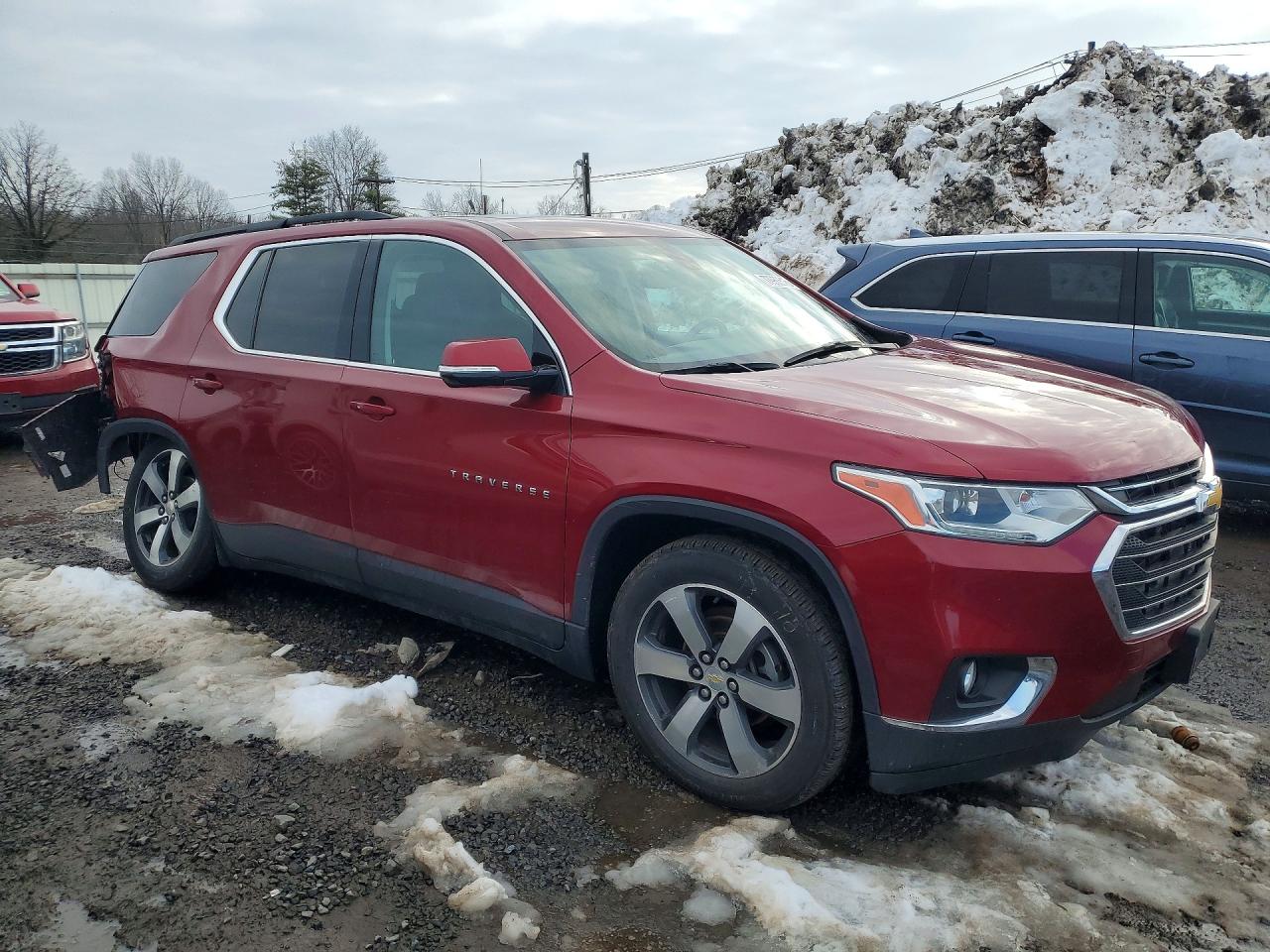 2019 CHEVROLET TRAVERSE photo 4
