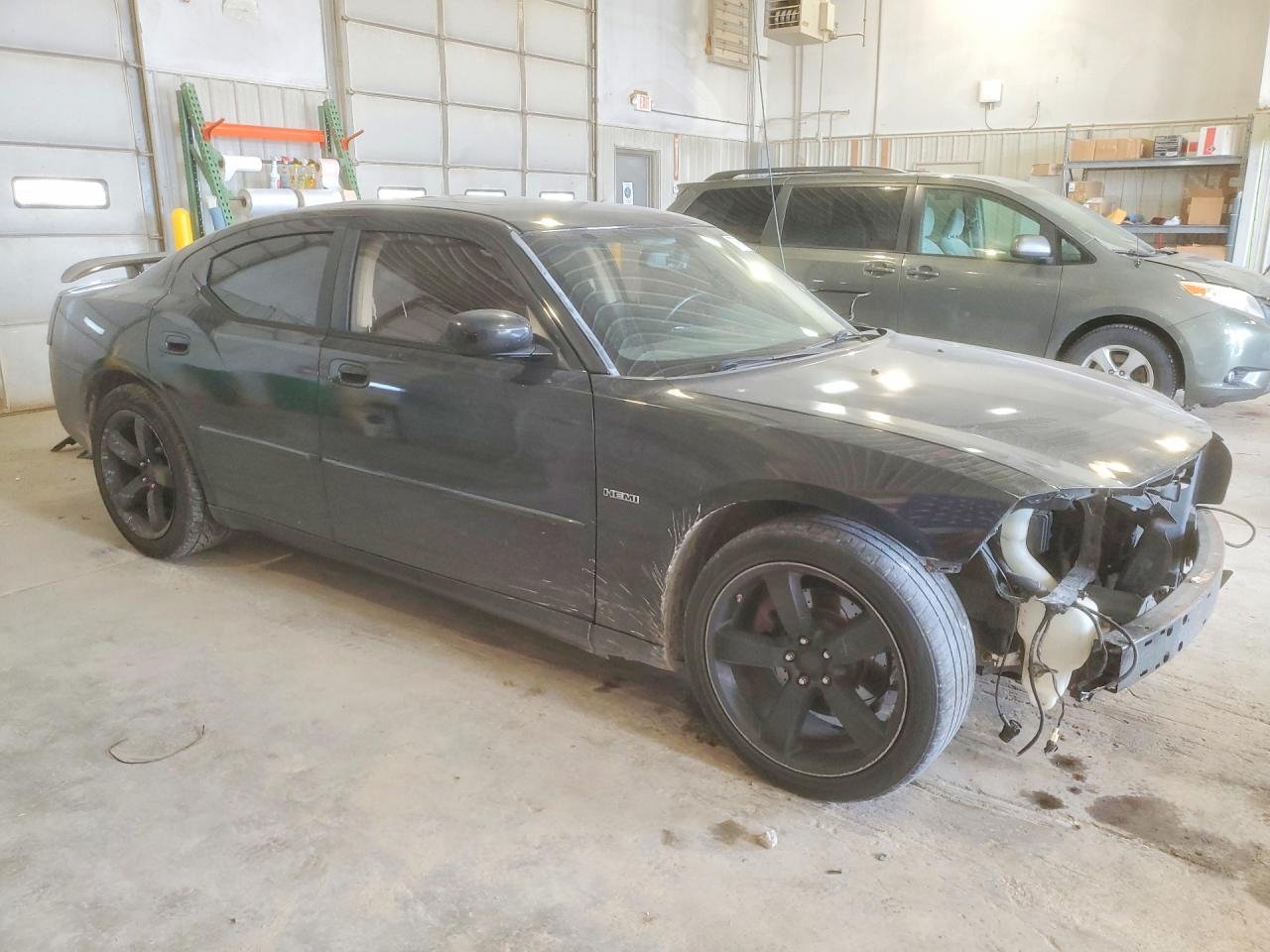 2009 DODGE CHARGER R/T photo 4