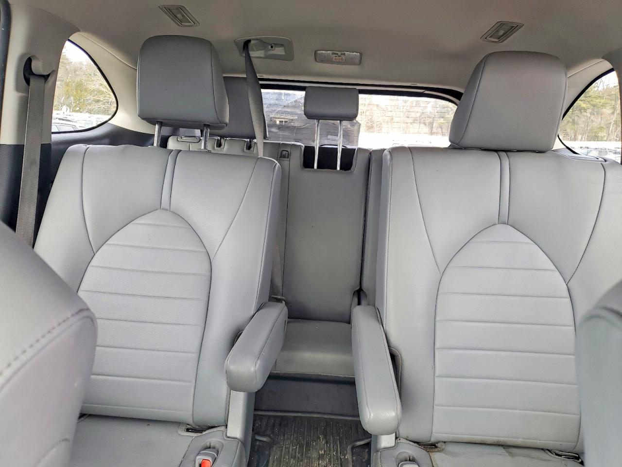2021 TOYOTA HIGHLANDER XLE photo 28