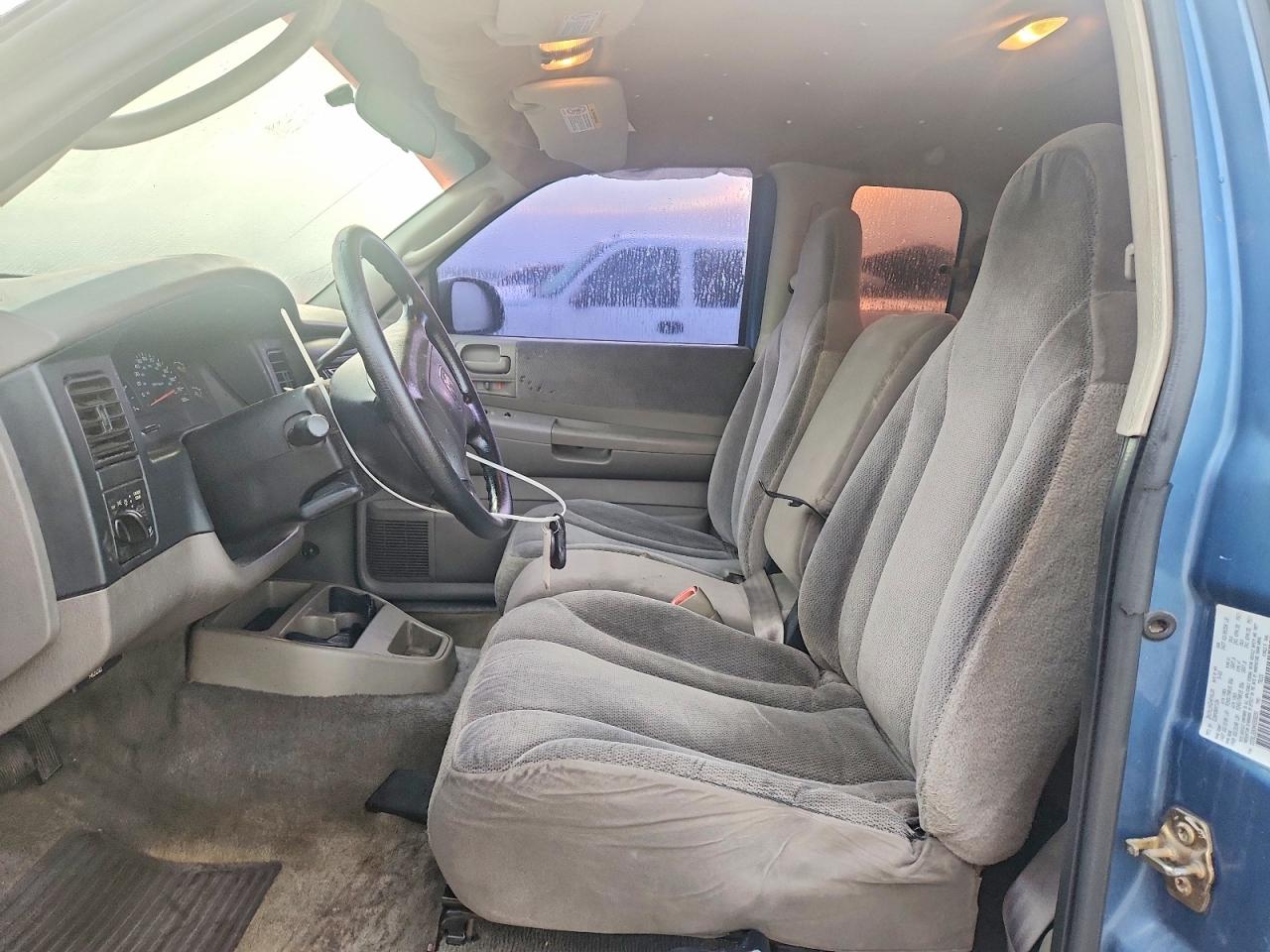 2004 DODGE DAKOTA SPORT photo 19