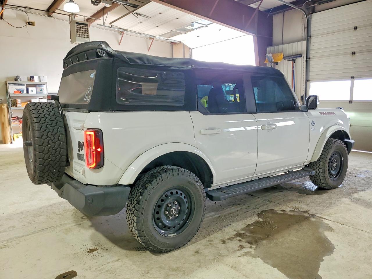 2021 FORD BRONCO BASE photo 3