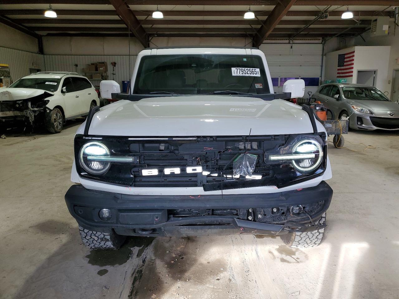 2021 FORD BRONCO BASE photo 5