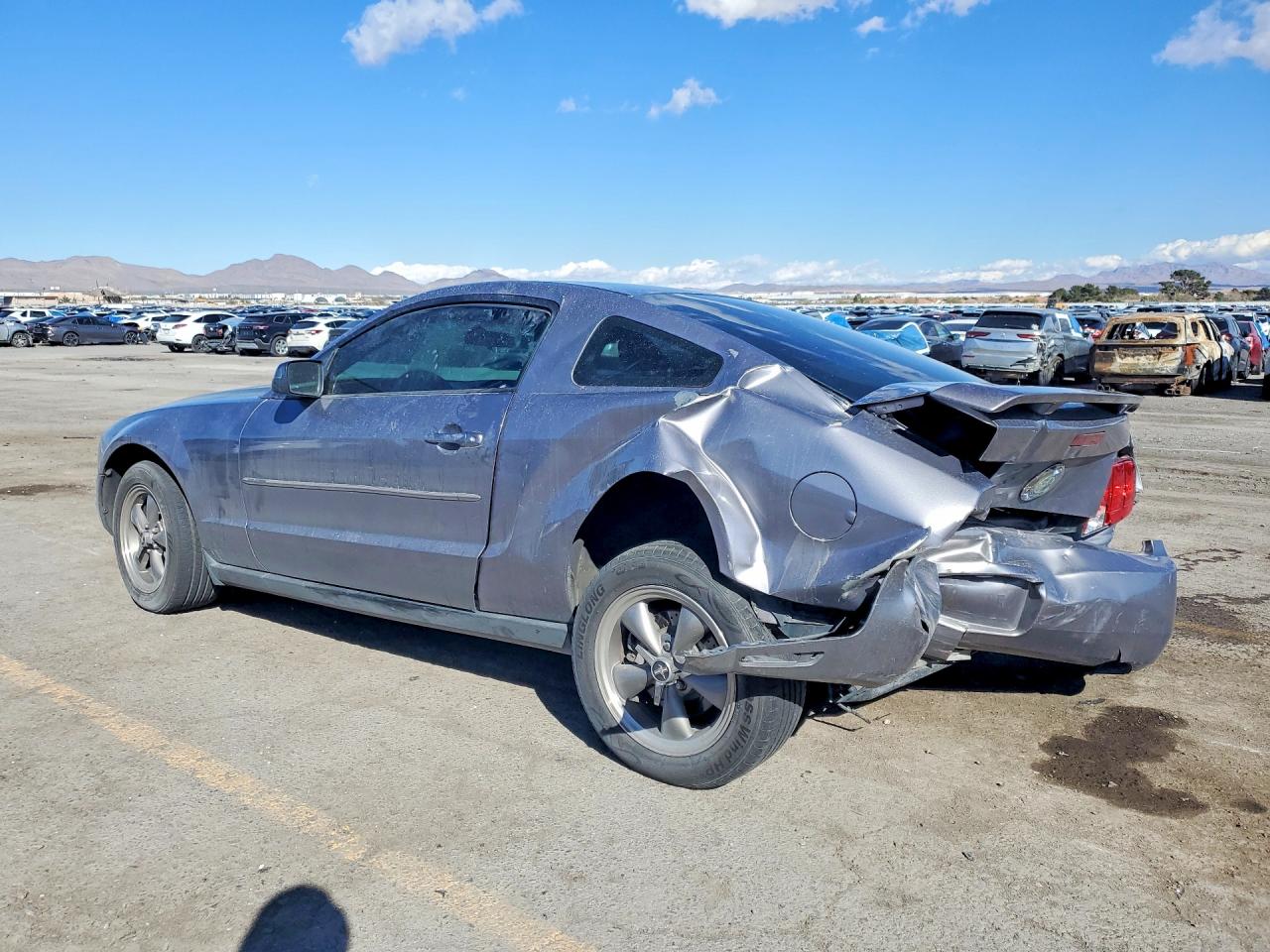2006 FORD MUSTANG photo 3