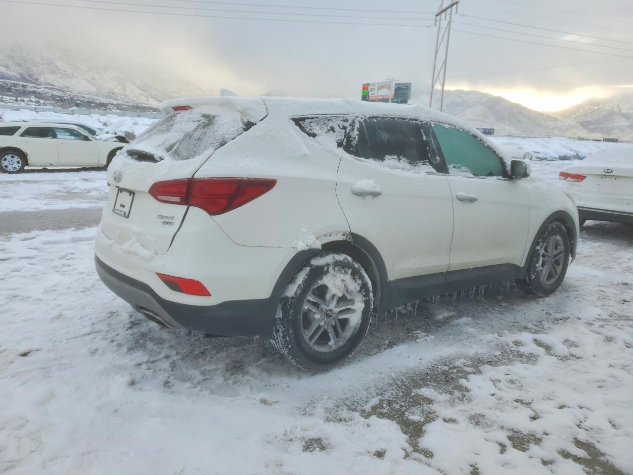 2017 HYUNDAI SANTA FE SPORT 2.4L photo 7