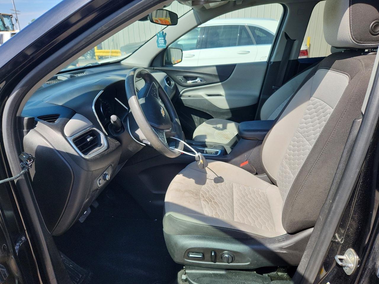 2020 CHEVROLET EQUINOX LT photo 19