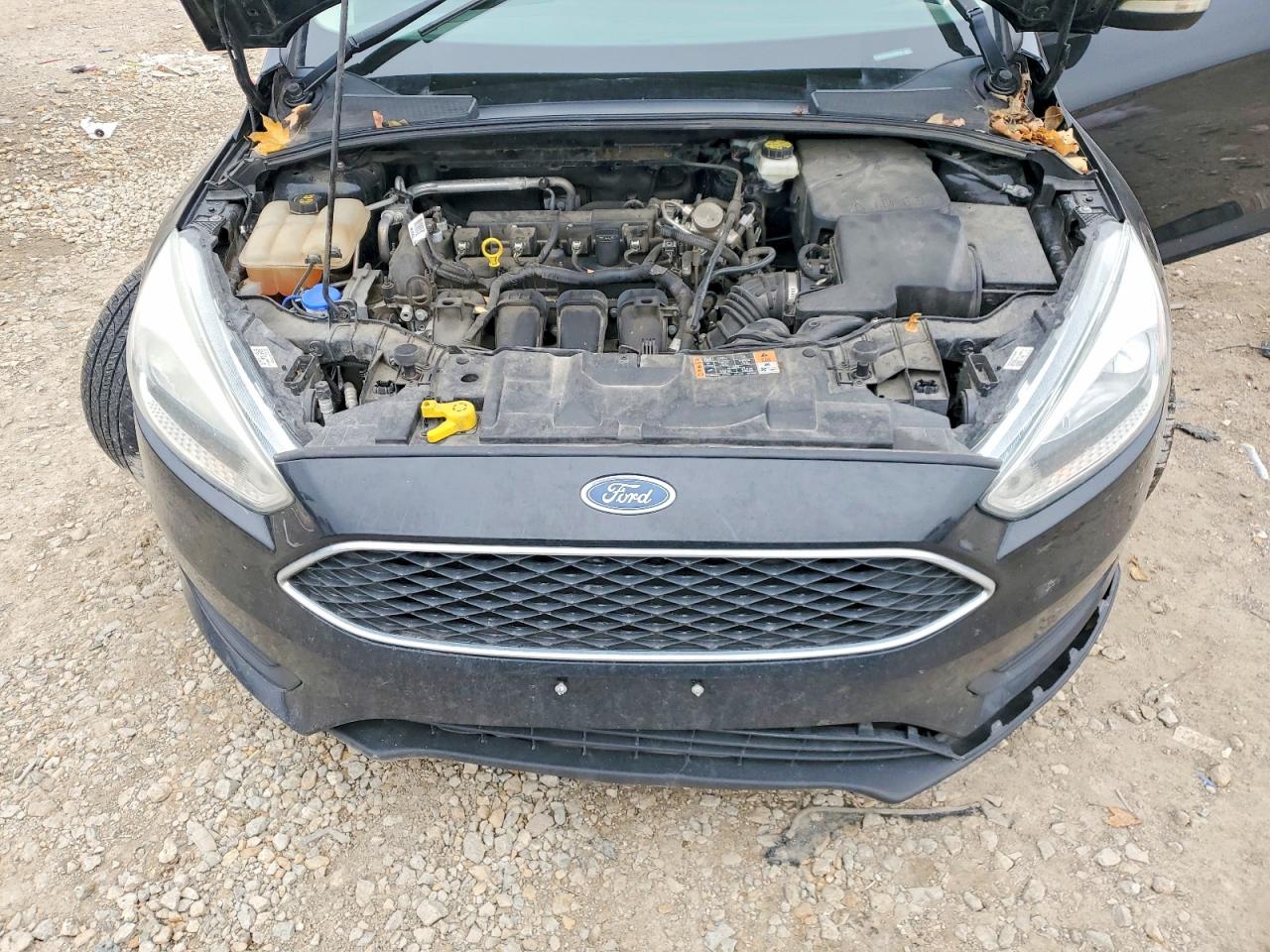 2017 FORD FOCUS SE photo 11