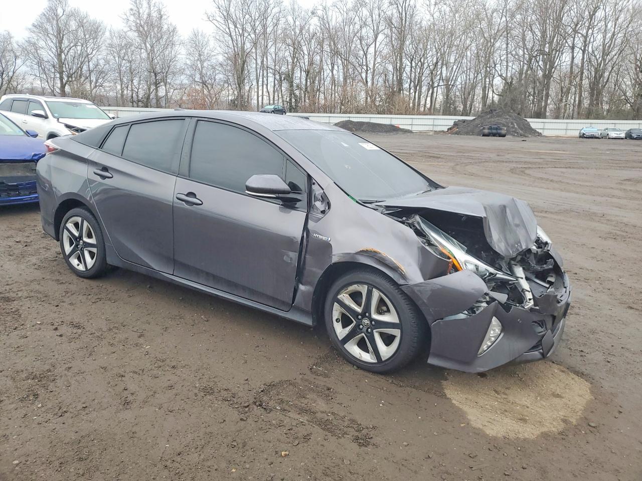 2018 TOYOTA PRIUS FOUR TOURING photo 4