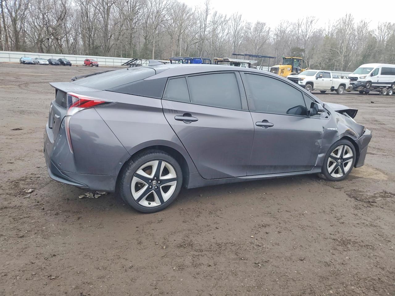 2018 TOYOTA PRIUS FOUR TOURING photo 3