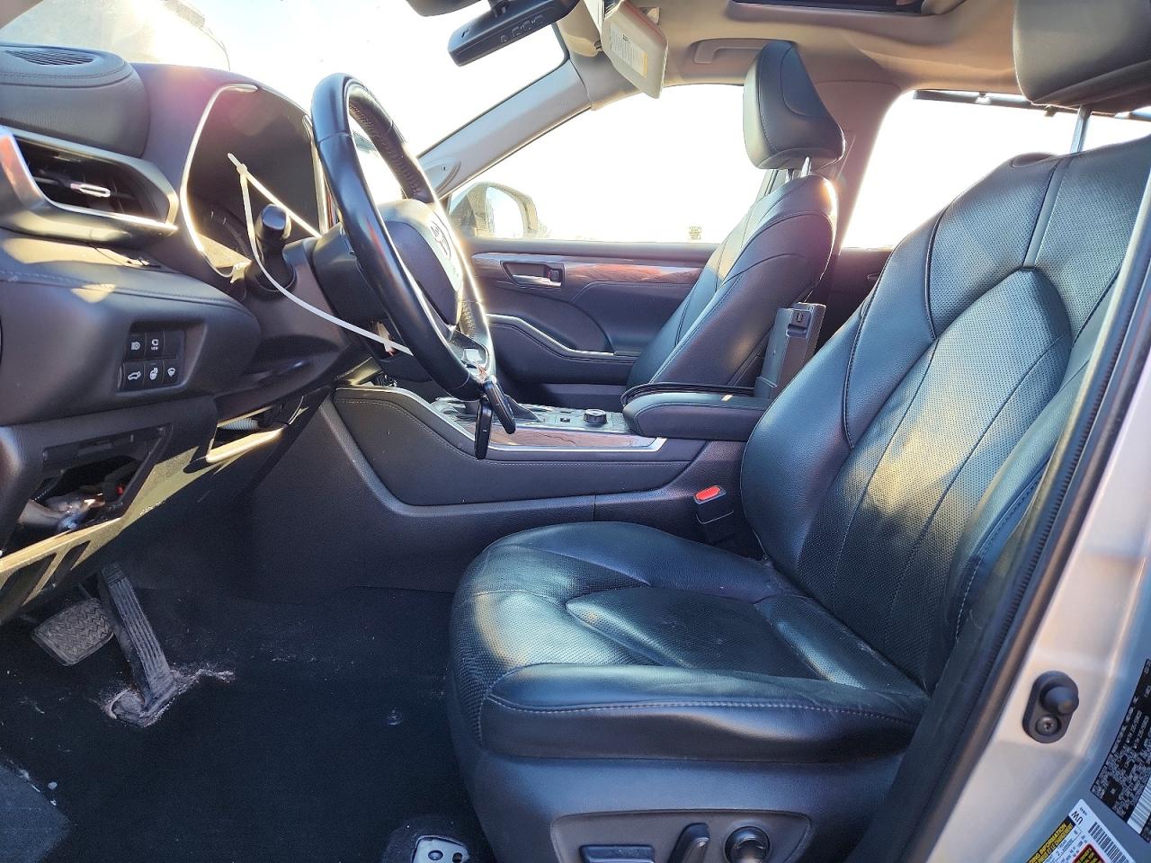 2020 TOYOTA HIGHLANDER LIMITED photo 7