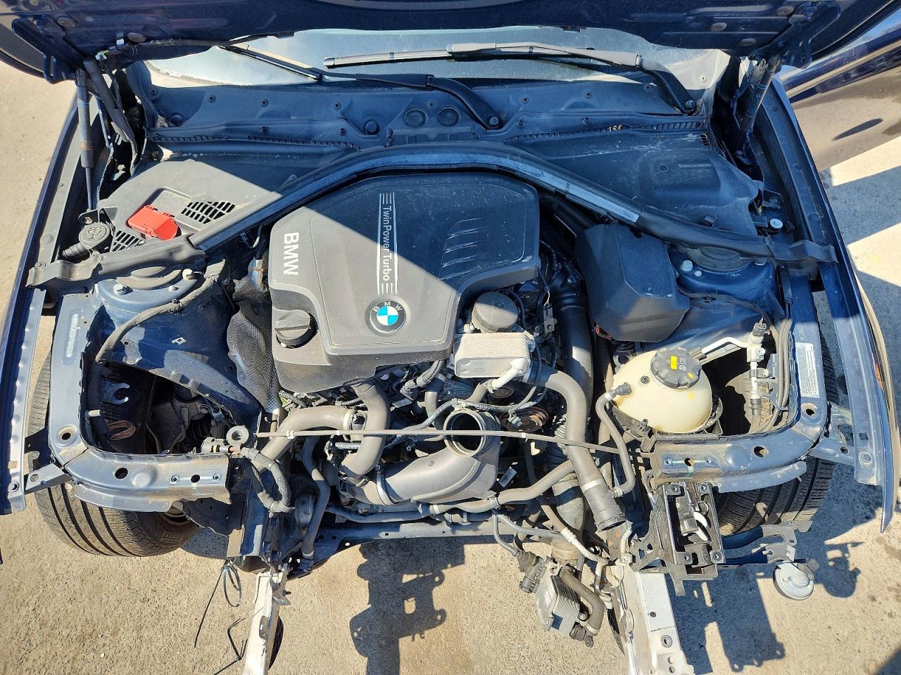 2015 BMW 320 I XDRIVE photo 11