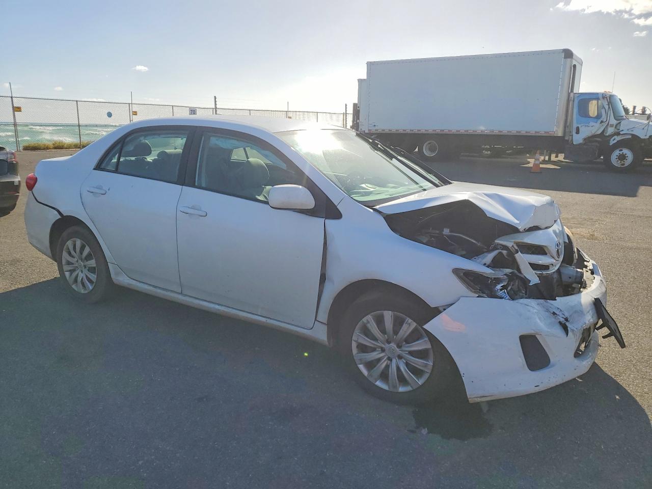 2012 TOYOTA COROLLA BASE photo 4